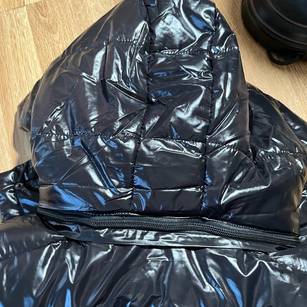 Moncler - Picture 8 of 10